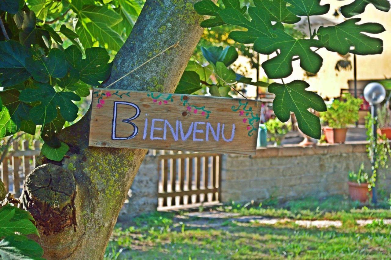 Dependance Miluna Nettuno Bagian luar foto